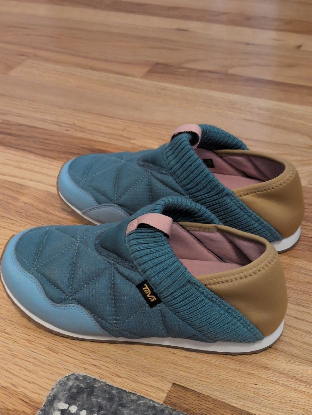 Teva Reember Moccasin - Picture 4 of 11